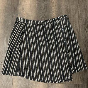 Urban Outfitters Skirt White/Black - Size Medium